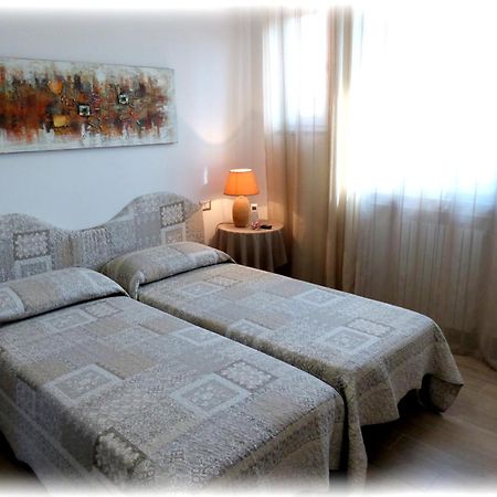 Marinella Guest House Cornale Oda fotoğraf